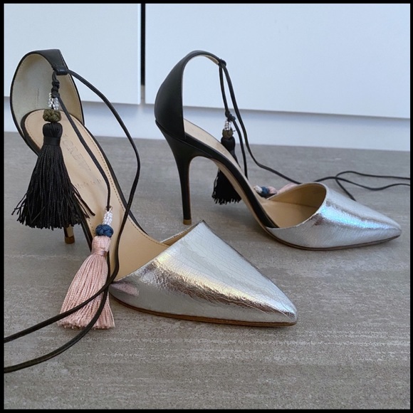 Banana Republic Metallic Black Leather Heels with Tassels - Picture 3 of 11